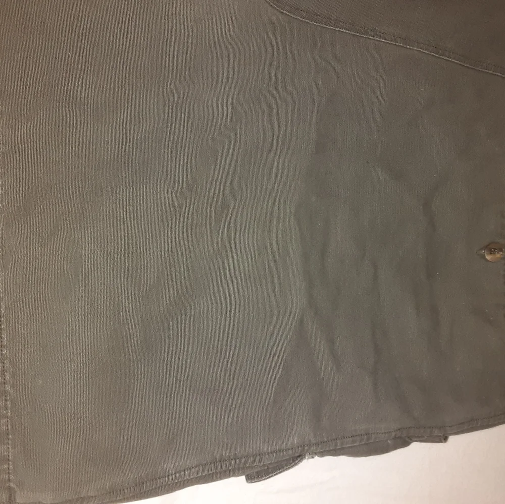 Cargo Shorts 38 waist - Picture 8 of 9